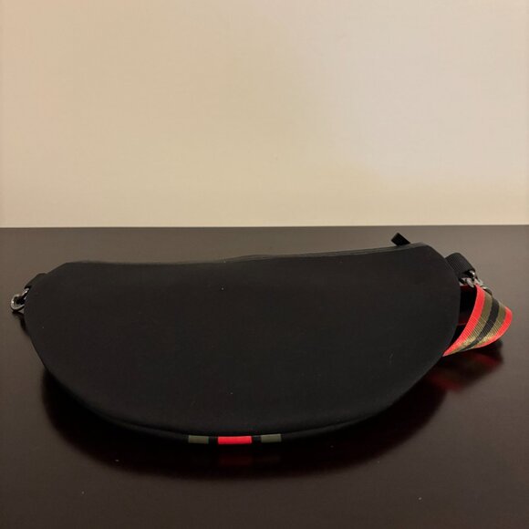 Haute Shore Brett Black Red Green Neoprene Sling Belt Bag - Picture 7 of 10